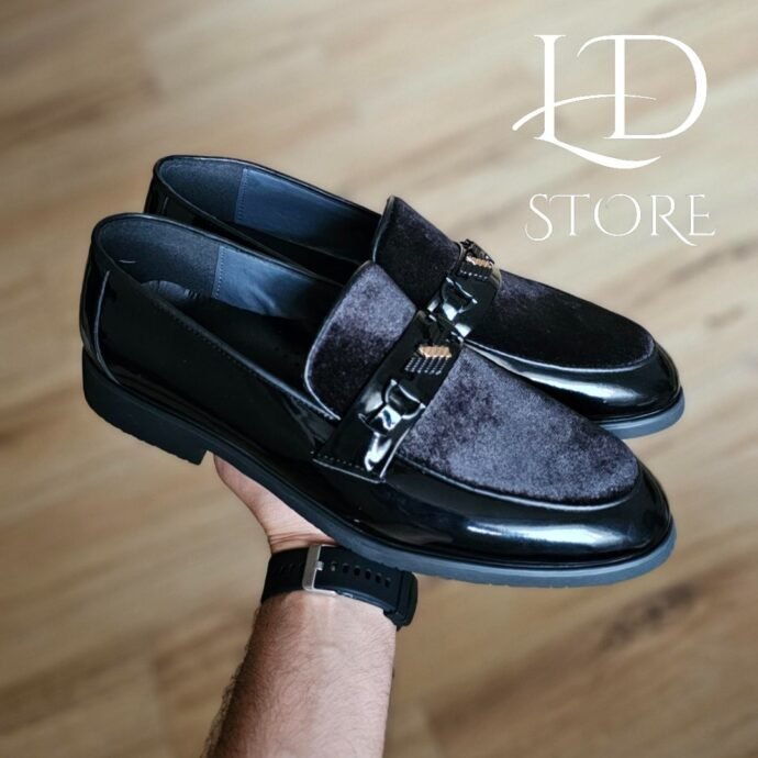 ⁦"حذاء ارماني ARMANI لامع 👞✨ البس وحدك غير بشوية صرف!"⁩ - الصورة ⁦2⁩