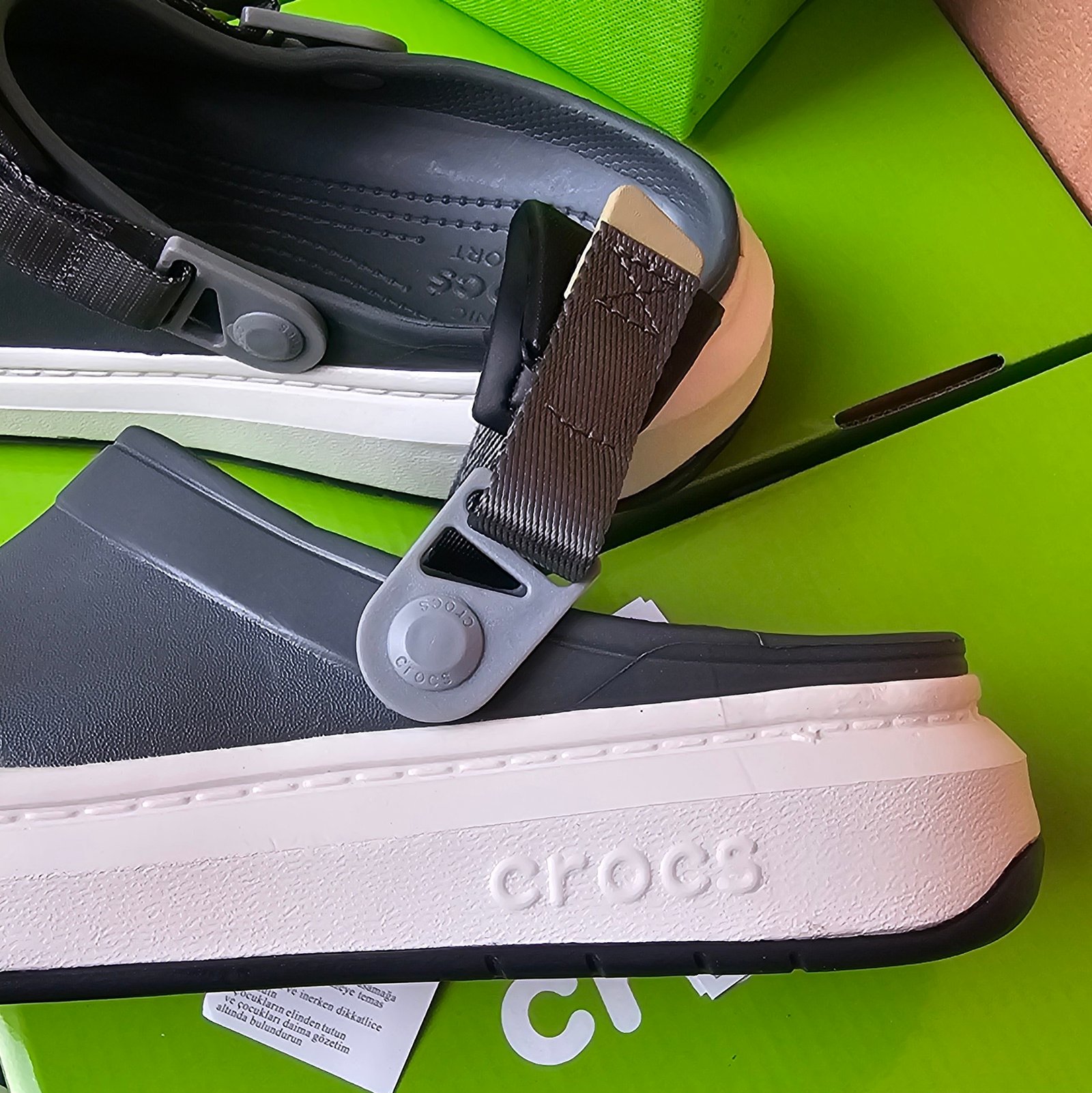 Crocs Full Force 😍 Modéle Tandence 2026 👌 Meuilleur Qualité Avec Sac et Boite - الصورة 9