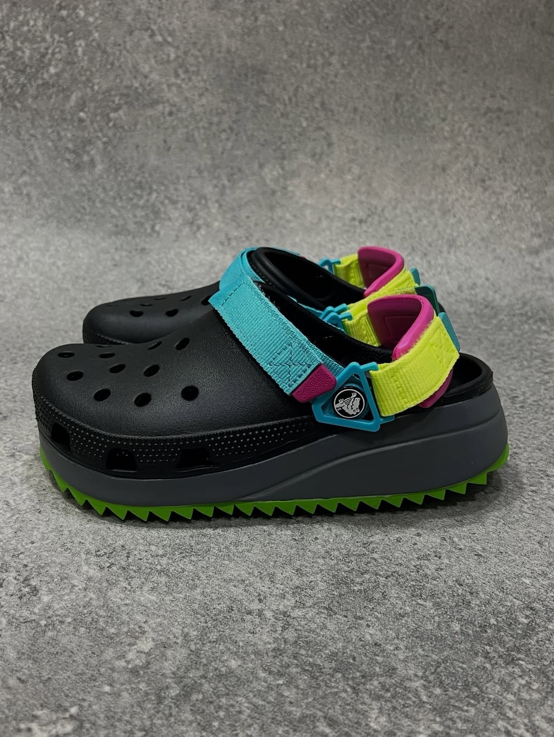 😍❤ Crocs Sabot Classic Hiker clogs avec meilleur qualité - الصورة 9